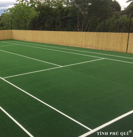 thi công sân tennis với mặt cỏ nhân tạo