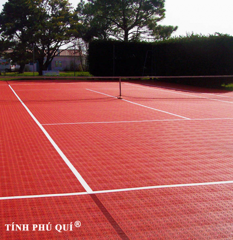 san tennis lap rap ngoai troi