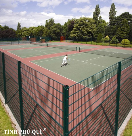 hang rao san tennis dat nen 2a
